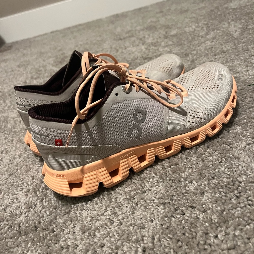 Cloud x sneaker